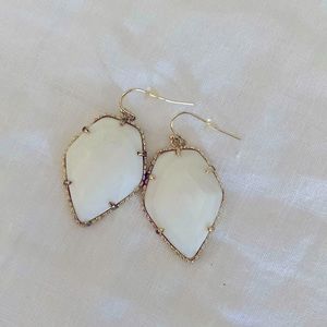 Kendra Scott drop earrings